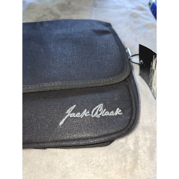 Jack Black Carry On -‎ Carry All Hangable, Water Resistant Travel Bag - Picture 3 of 6
